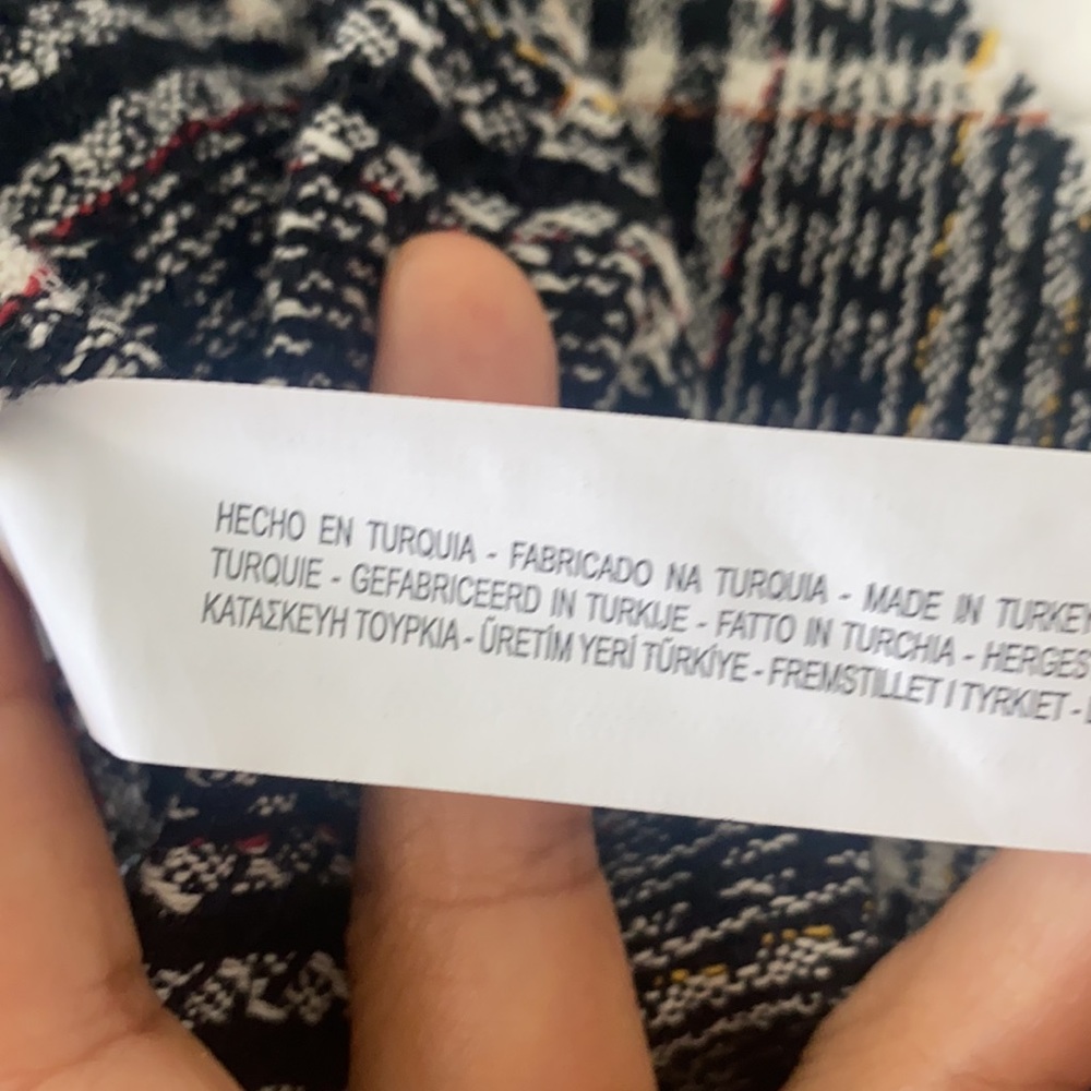 Zara Trafaluc Collection Mini Skirt Tweed Frayed assymetric Ruffle hem Small - Picture 9 of 9